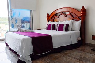 Habitación King - Hotel Gustafha - Villeta, Cundinamarca - image - 2